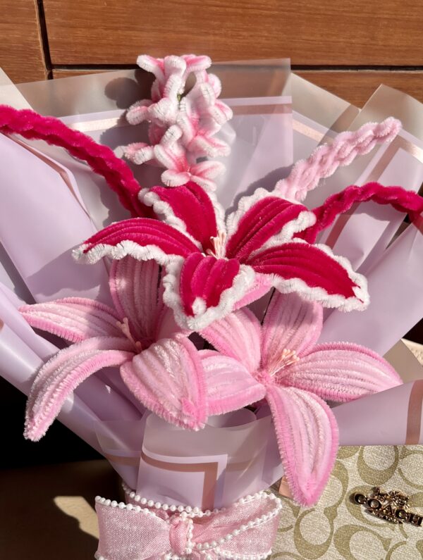 Blushing Lilies Flower Bouquet Blushing Lilies Flower Bouquet